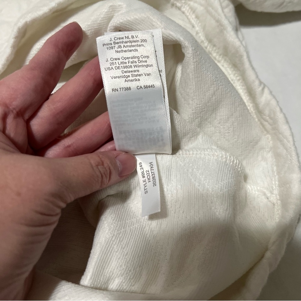 J.Crew Quilted Turtleneck Sweatshirt Ivory size Medium NWT Cozy Pullover - Picture 8 of 9
